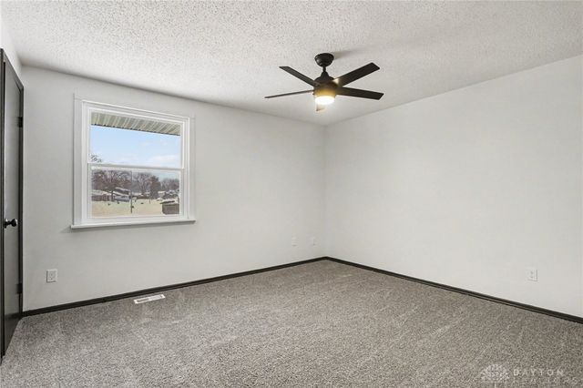 5769 Waynegate Road, Dayton, OH 45424