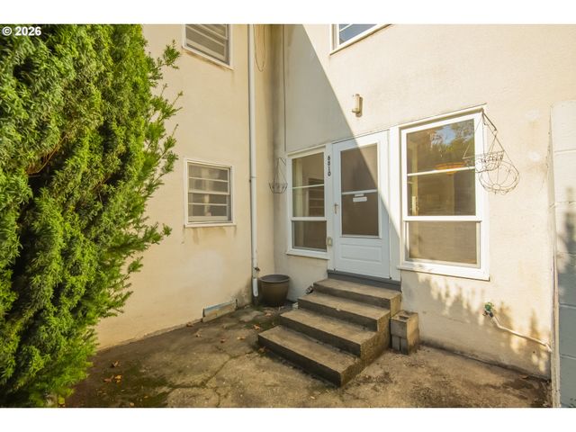 6810 Ne HANCOCK St, Portland, OR 97213
