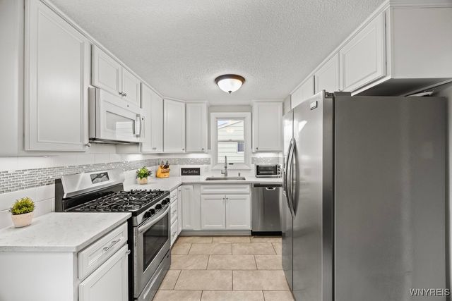 28 White Road, Cheektowaga, NY 14225