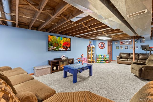 28 White Road, Cheektowaga, NY 14225