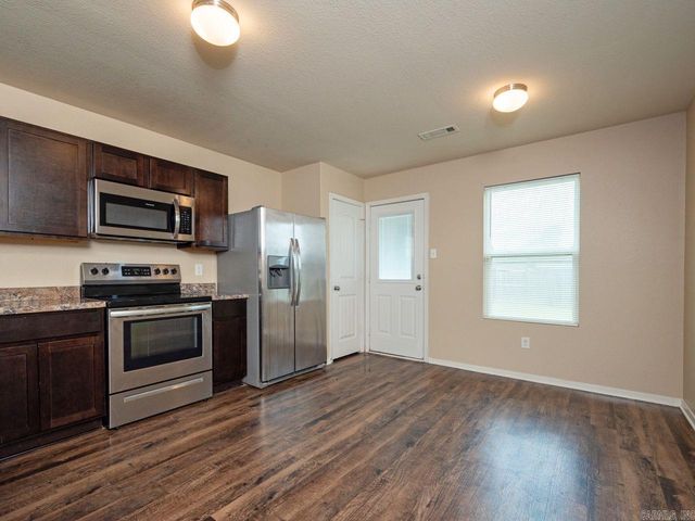 202 Westwood Drive, Jacksonville, AR 72076
