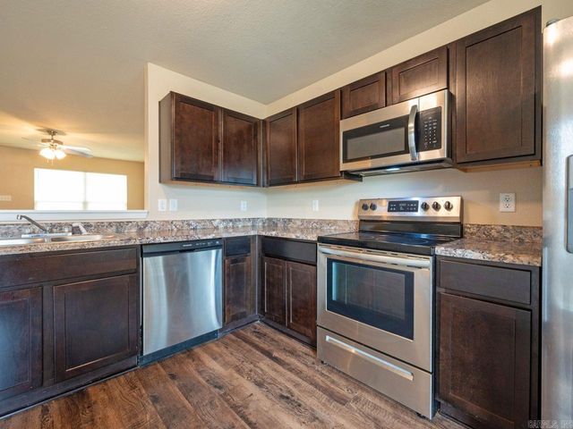 202 Westwood Drive, Jacksonville, AR 72076