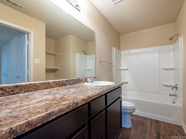 202 Westwood Drive, Jacksonville, AR 72076