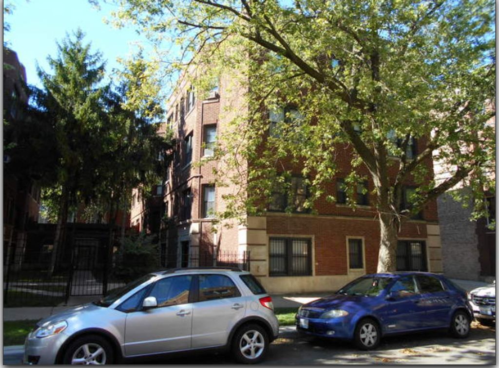 7006 N Paulina Street 3, Chicago, IL 60626