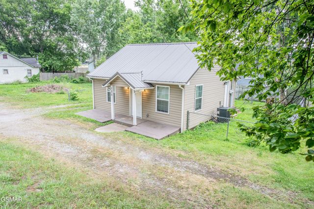 125 North Parkway, Sevierville, TN 37876