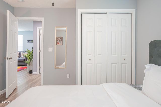 125 North Parkway, Sevierville, TN 37876