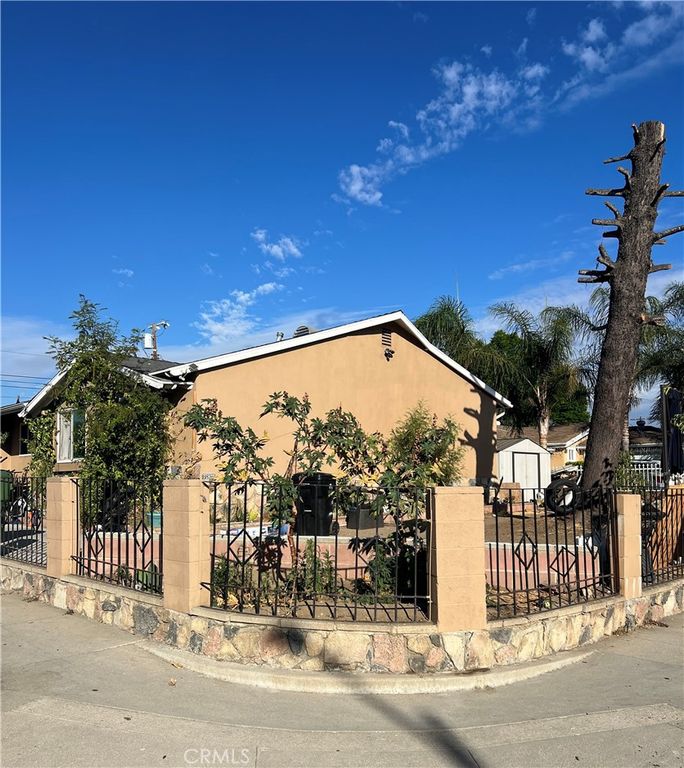 11826 Fellows, San Fernando, CA 91340 — exterior