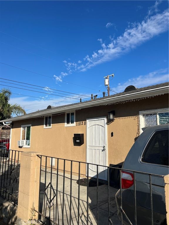11826 Fellows, San Fernando, CA 91340 — photo 5