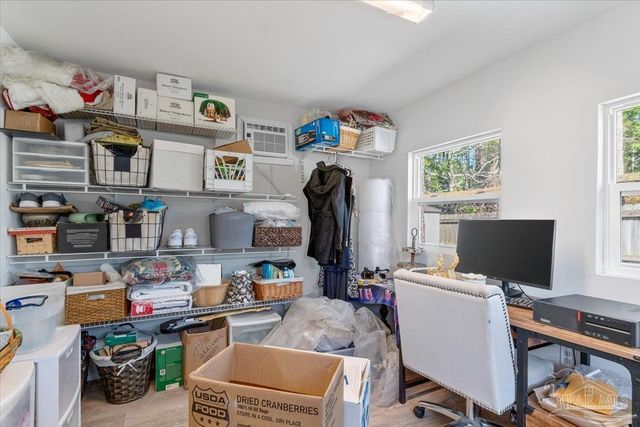 2078 Shadow Lake Dr, Gulf Breeze, FL 32563