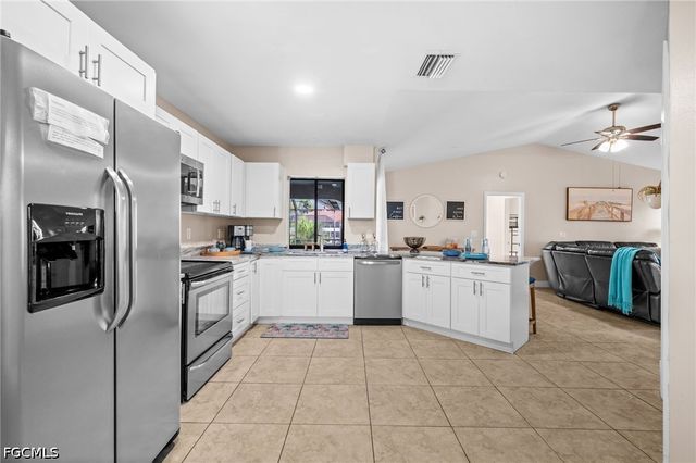 3411 SW 2nd AVE, Cape Coral, FL 33914