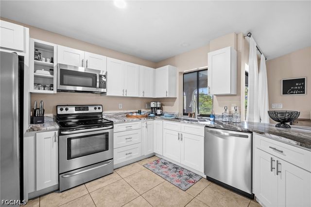 3411 SW 2nd AVE, Cape Coral, FL 33914