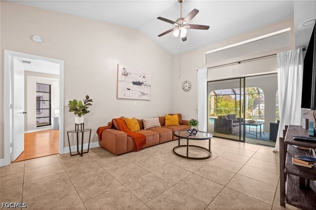 3411 SW 2nd AVE, Cape Coral, FL 33914