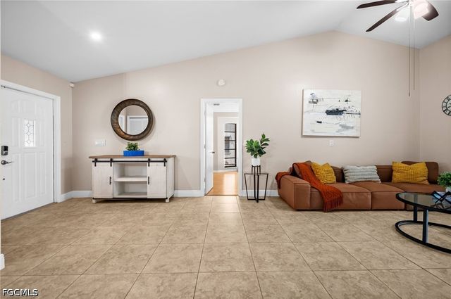 3411 SW 2nd AVE, Cape Coral, FL 33914