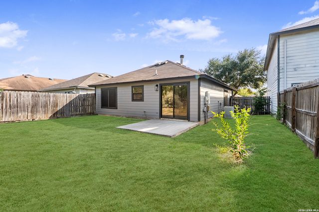 6814 SAHARASTONE DR, Converse, TX 78109