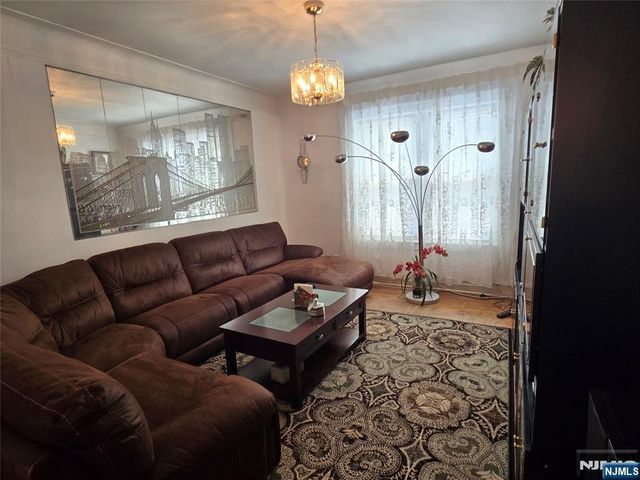839-845 Sanford Avenue, Newark, NJ 07106