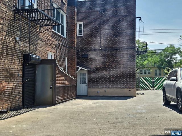 839-845 Sanford Avenue, Newark, NJ 07106