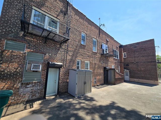 839-845 Sanford Avenue, Newark, NJ 07106