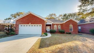 202 Petersburg Court, Dothan, AL 36301