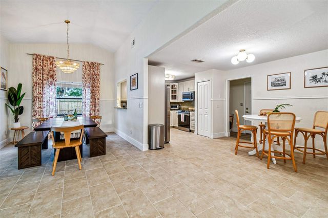 10503 NILE COURT, Tampa, FL 33615