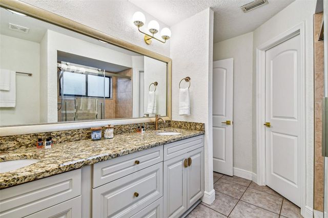 10503 NILE COURT, Tampa, FL 33615