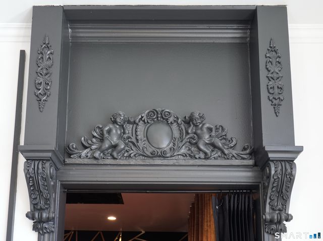 207 Ridgefield Avenue, Waterbury, CT 06705