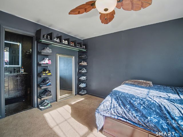 207 Ridgefield Avenue, Waterbury, CT 06705