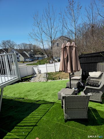 207 Ridgefield Avenue, Waterbury, CT 06705