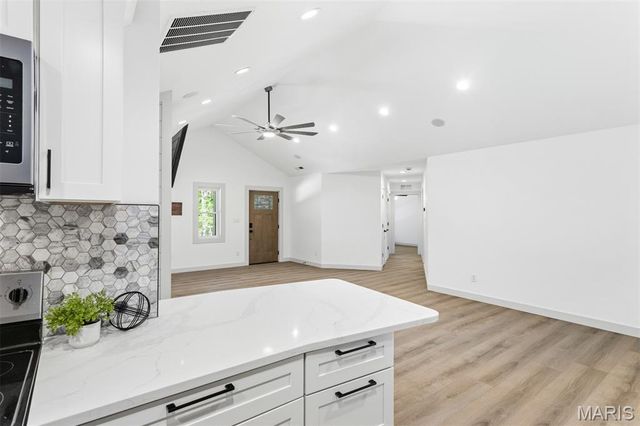 3112 Del Rio Drive, High Ridge, MO 63049