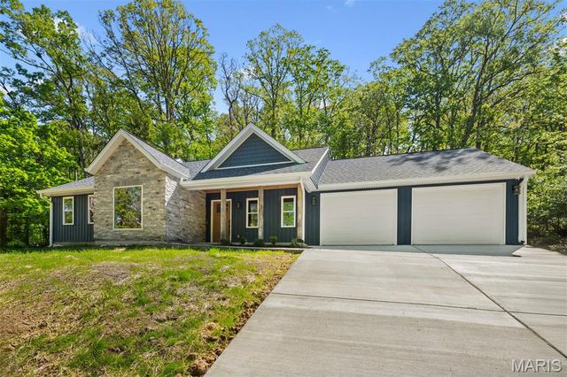 3112 Del Rio Drive, High Ridge, MO 63049