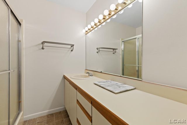 4523 N Clubview Drive, Adrian, MI 49221