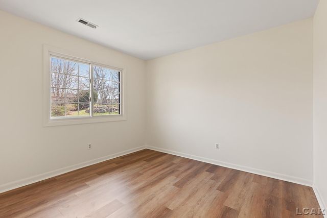 4523 N Clubview Drive, Adrian, MI 49221