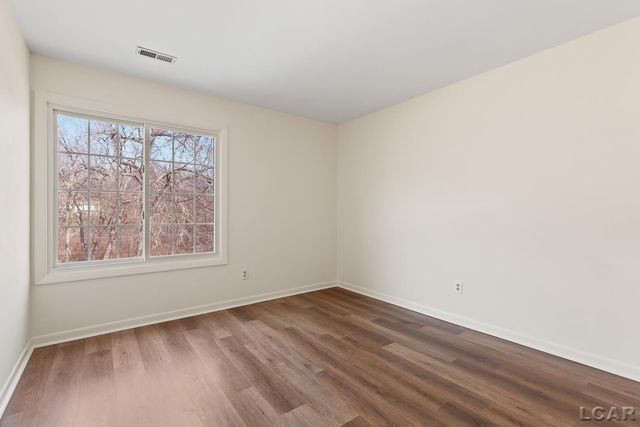 4523 N Clubview Drive, Adrian, MI 49221