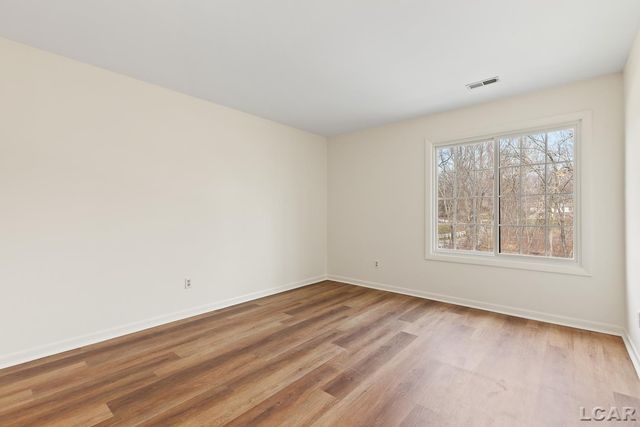 4523 N Clubview Drive, Adrian, MI 49221