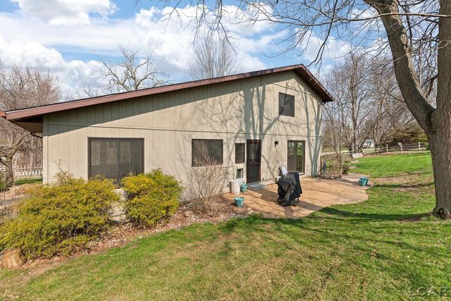 4523 N Clubview Drive, Adrian, MI 49221