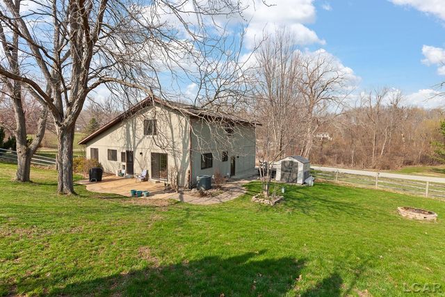 4523 N Clubview Drive, Adrian, MI 49221
