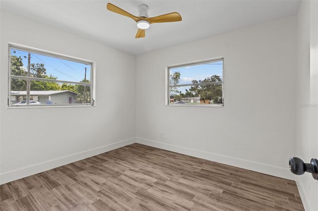 3621 SEAROBIN DRIVE SE, St Petersburg, FL 33705