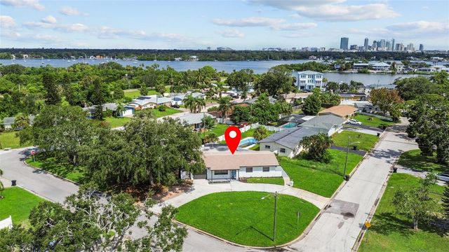 3621 SEAROBIN DRIVE SE, St Petersburg, FL 33705