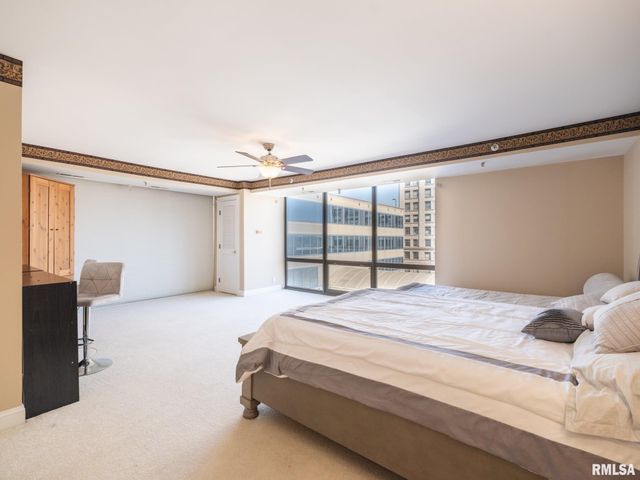 123 SW JEFFERSON Street E5, Peoria, IL 61602