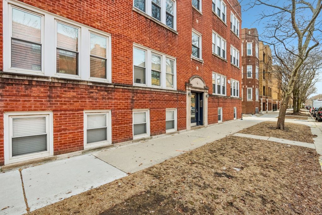 2609 W GUNNISON Street 3, Chicago, IL 60625 — photo 2