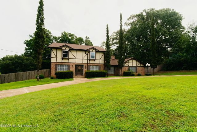 7528 Pineridge Drive, Meridian, MS 39305