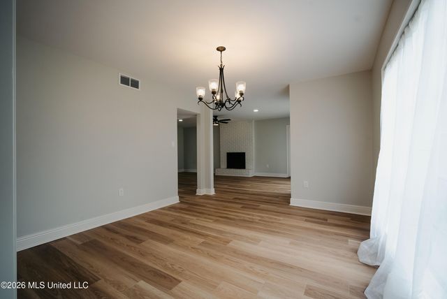 7528 Pineridge Drive, Meridian, MS 39305