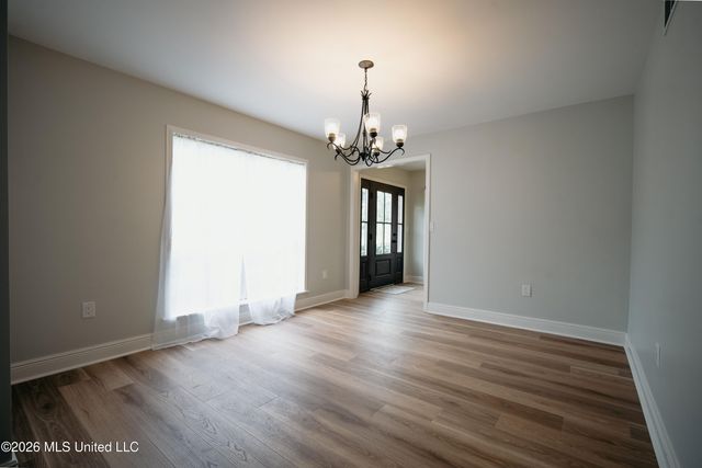 7528 Pineridge Drive, Meridian, MS 39305