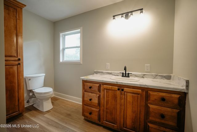 7528 Pineridge Drive, Meridian, MS 39305
