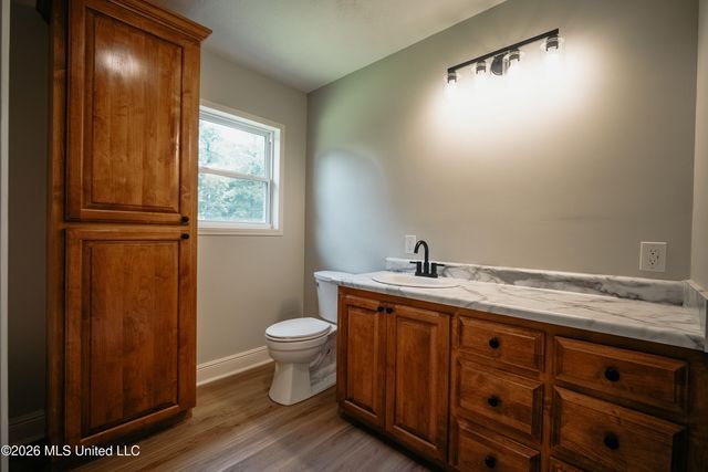 7528 Pineridge Drive, Meridian, MS 39305