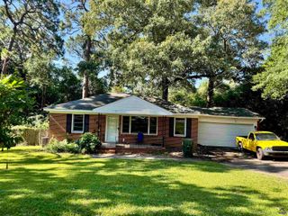 105 lynn Avenue, Warner Robins, GA 31088