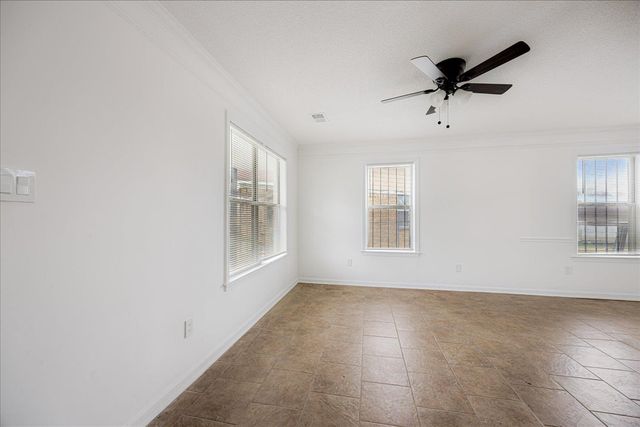 640 E HASTINGS CIR, Memphis, TN 38107