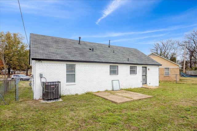 640 E HASTINGS CIR, Memphis, TN 38107