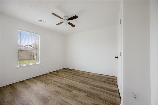 640 E HASTINGS CIR, Memphis, TN 38107