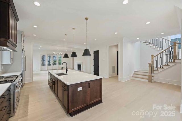 7010 Chateau Bordeaux Lane, Charlotte, NC 28270