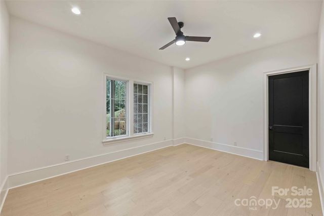 7010 Chateau Bordeaux Lane, Charlotte, NC 28270